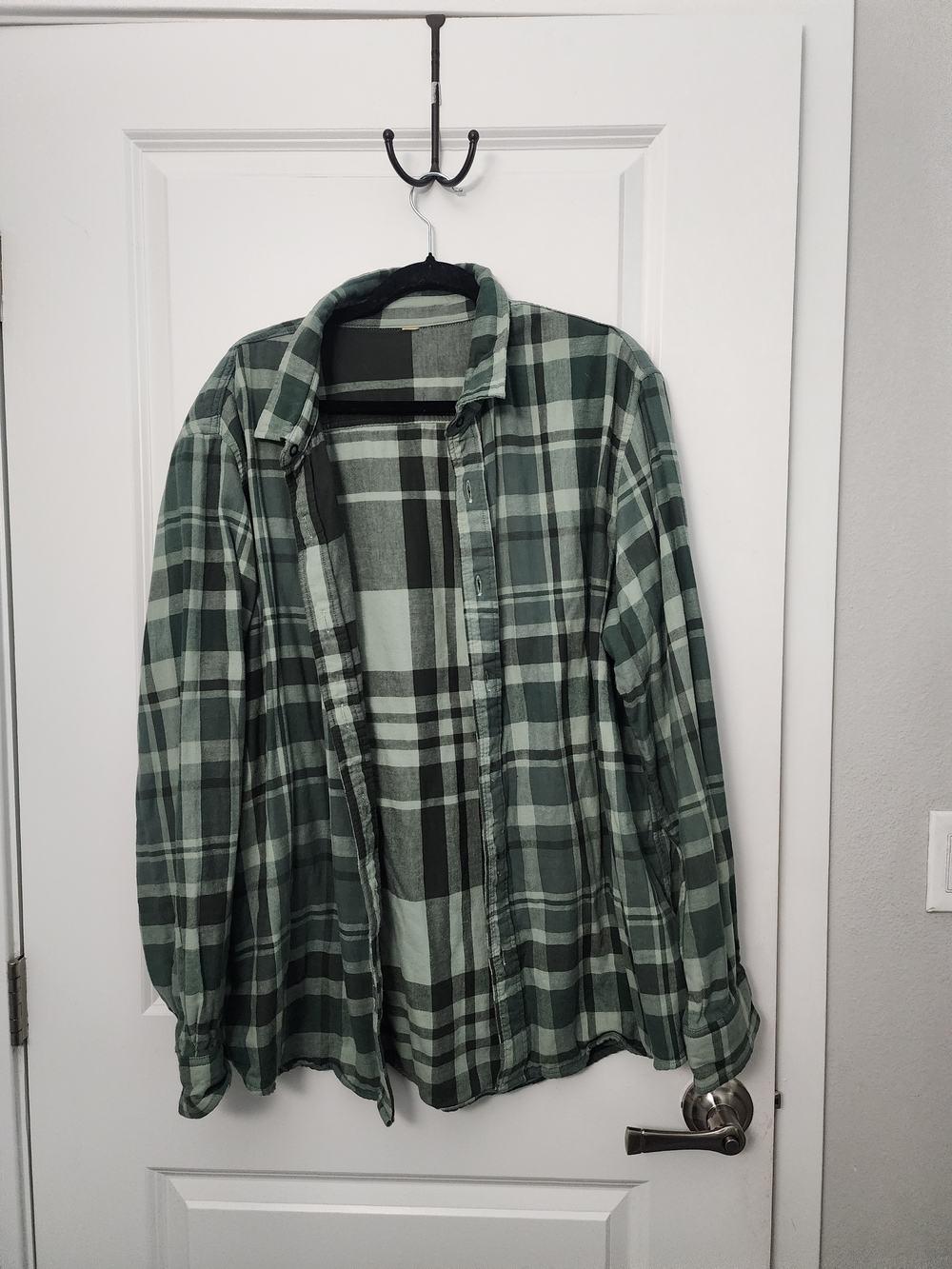 5/$30 Green Flannel Plaid  Reversible Button-Up Shirt